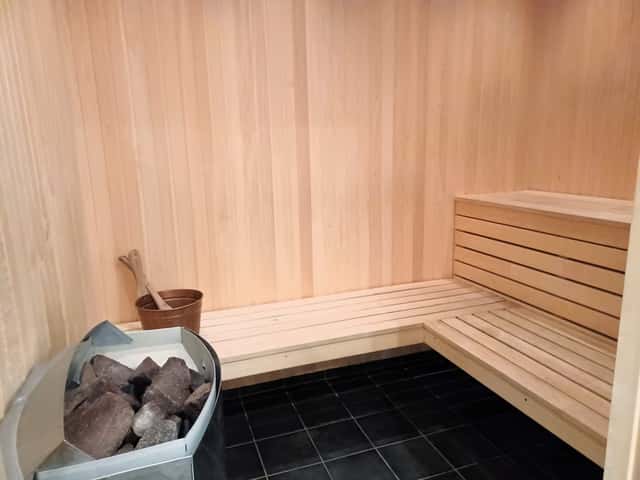 Apartment in central Åre near ski lifts and village centre with private sauna, ski storage and parking