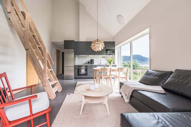 Modern villa i Årekläppen, Åre med sjö- och fjällutsikt, bastu och öppen spis