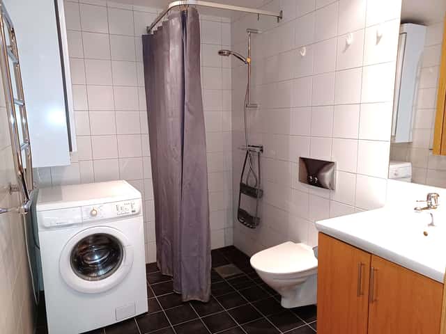 Two-bedroom apartment near Åre lifts with ski storage, drying cabinet, washer and garage parking