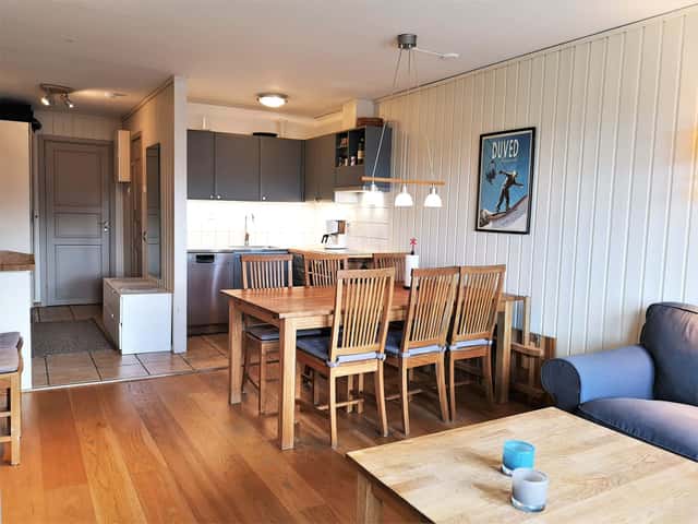 Ski apartment in central Åre with sauna, balcony and bunk beds near lifts and the train station