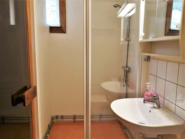 Ground-floor apartment in Björnen, Åre with private sauna, 50 m from the slopes