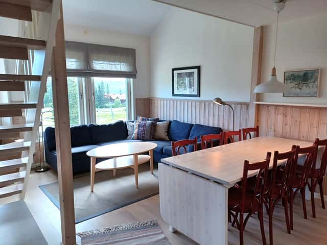 Ski accommodation in Björnen with sauna, three bathrooms, drying cabinet and ski storage