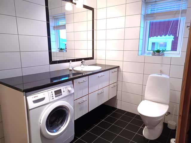 Ski-in/ski-out apartment in Åre near Olympia/Gästrappet, 25 m to slopes, sauna and south-facing balcony
