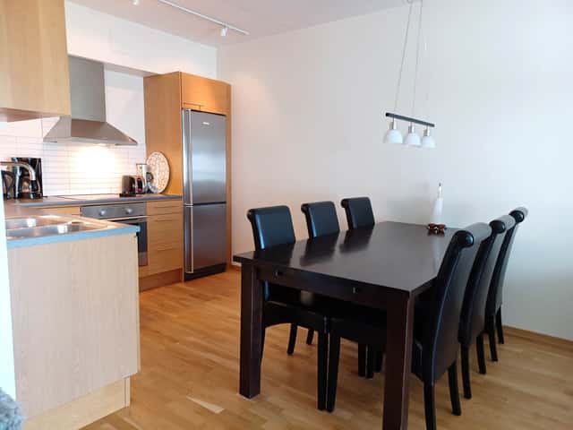 Apartment in central Åre near ski lifts, village square and restaurants, sleeps 4