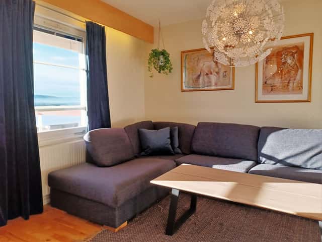 Ski-in/ski-out apartment near Åre Square with private sauna, balcony and lift access in Åre