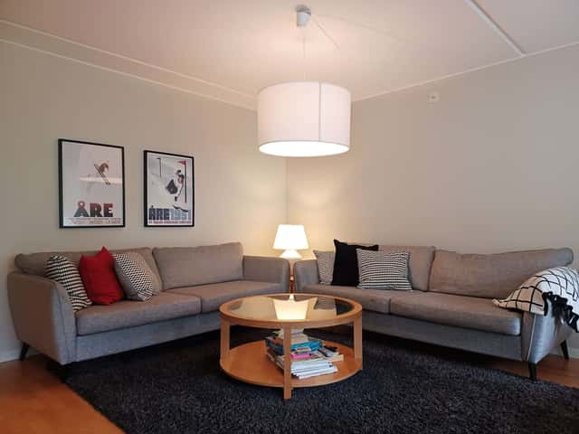 Apartment in central Åre with sauna, three bedrooms, ski storage and drying cabinet, near lifts and restaurants.