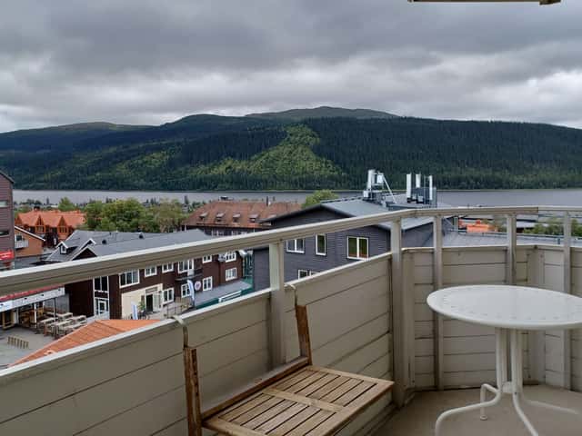 Apartment in central Åre close to ski slopes and village, with ski storage and drying cabinet