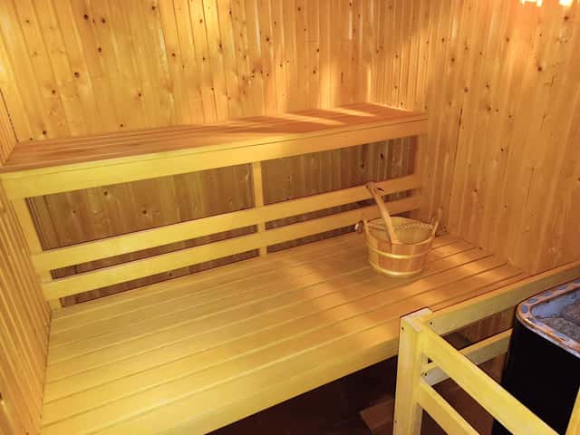 Detached two-floor house in Åre with private sauna, balcony and south-facing patio