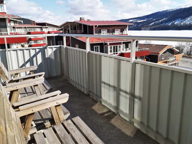 Ski apartment in VM8, Åre near lifts and slopes, with private sauna and south-facing corner balcony