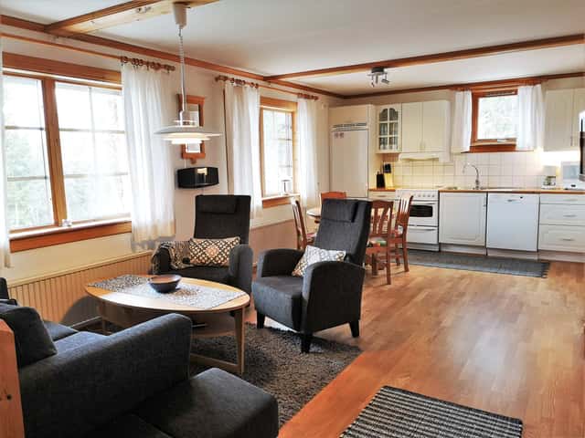 Ground-floor apartment in Björnen, Åre with private sauna, 50 m from the slopes