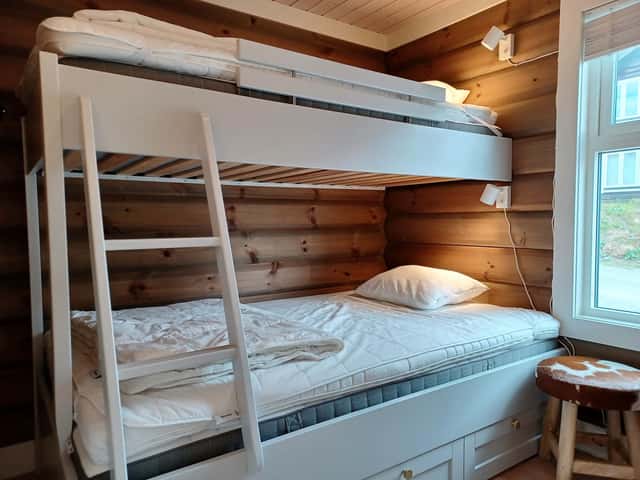 Ski-in/ski-out semi-detached home in Björnen Sadeln with fireplace and private sauna