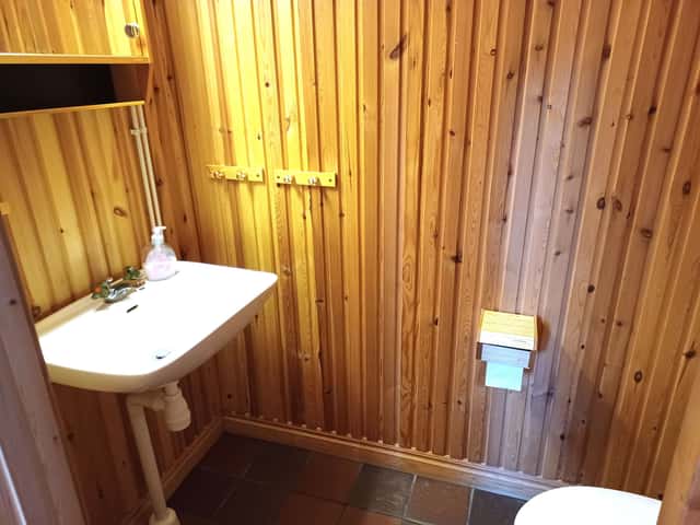 Detached two-floor house in Åre with private sauna, balcony and south-facing patio