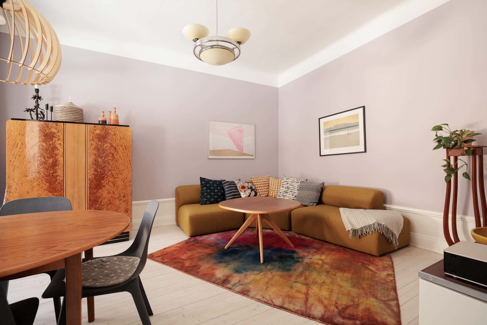 Apartment in Vasastan, Stockholm in a historic building, near cafés and central city attractions