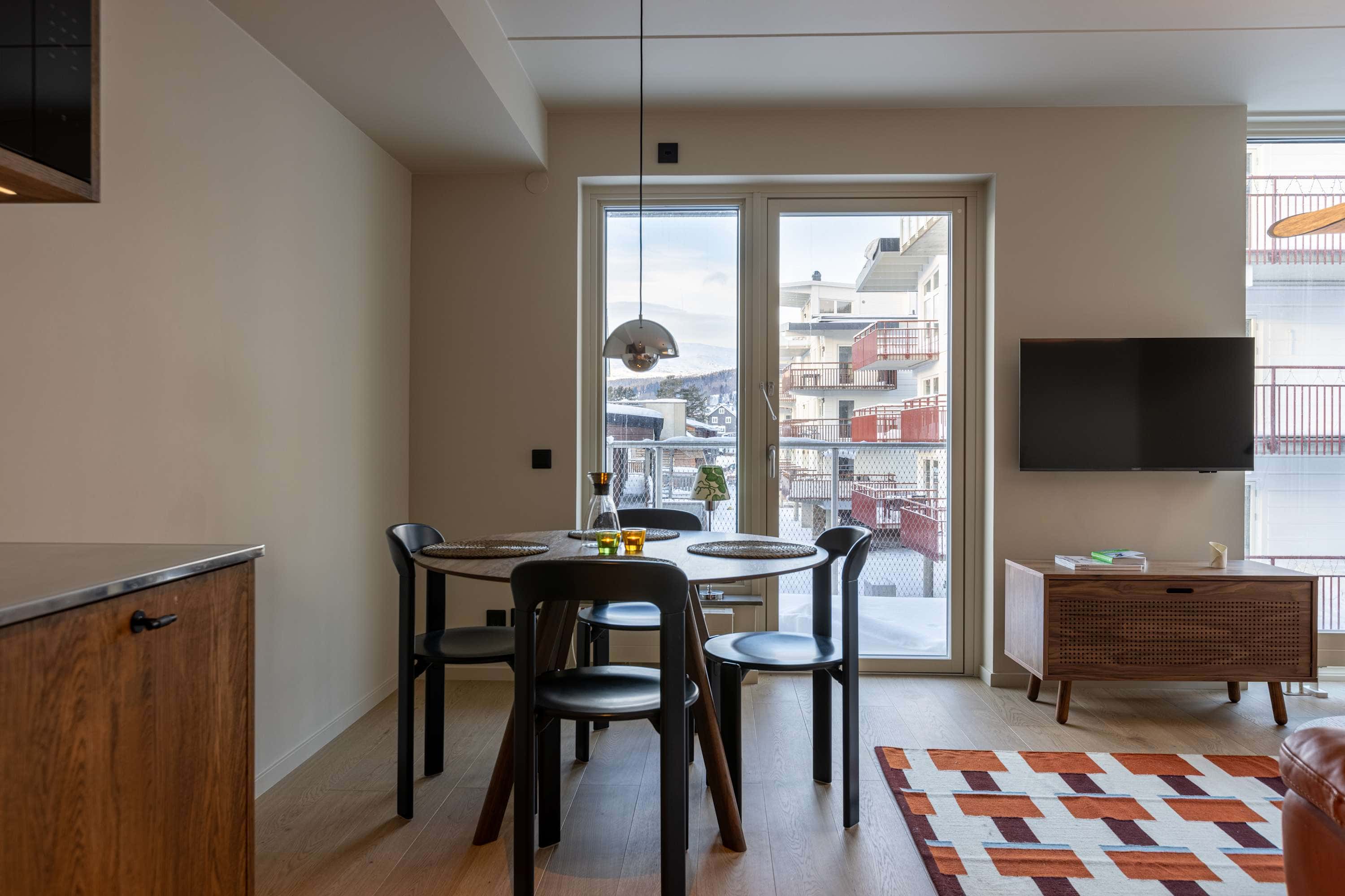 lägenhet i Åre, balkong, privat bastu, skidförråd, mysig lounge, centralt boende i Åre