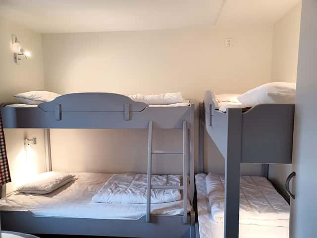 Ski apartment in central Åre near slopes, lifts and village square, with private sauna and ski storage