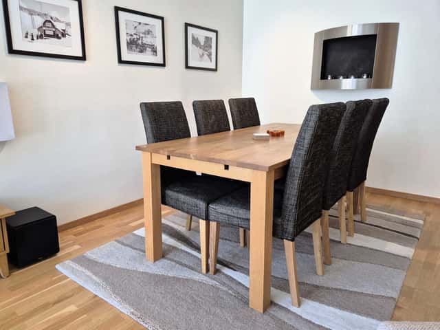 Central apartment in Åre near ski lifts with private sauna, garage parking and ski storage