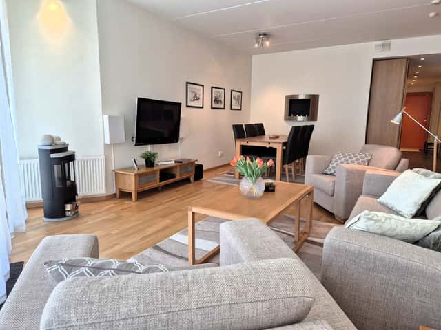 Central apartment in Åre near ski lifts with private sauna, garage parking and ski storage