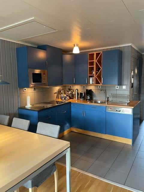 Apartment in Åre near ski lifts with private sauna, balcony, ski storage and parking