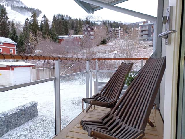 Apartment in Hummeln above Åre village, walking distance to ski lifts, slopes, restaurants and the town square