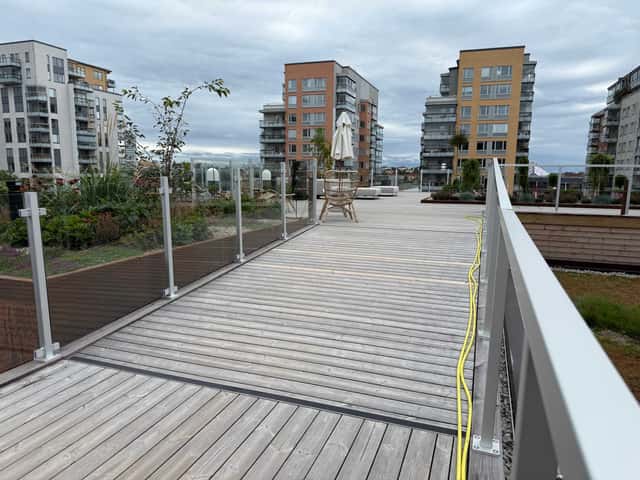 Modern studio interior in Kungsholmen, private balcony for coffees, large courtyard space