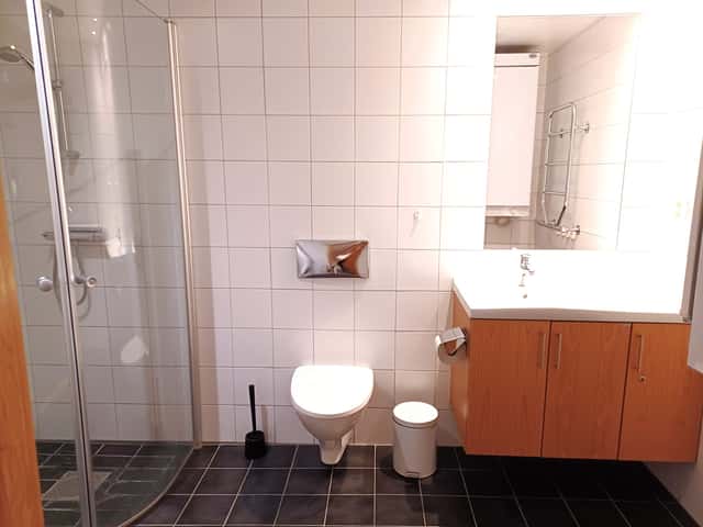 One-bedroom apartment in central Åre near ski lifts, square and restaurants, with balcony and garage parking