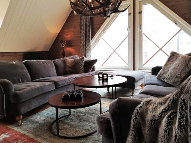Two-level apartment near VM8 ski lift in Åre, Sweden with sauna and fireplace