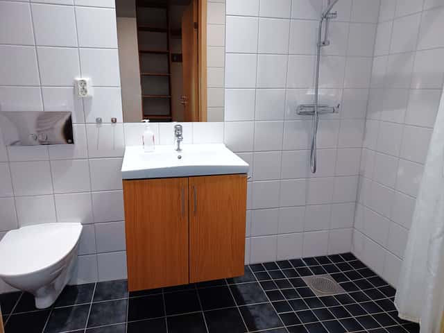 Ski apartment near Åre Square with private sauna, three bedrooms, ski storage and garage parking