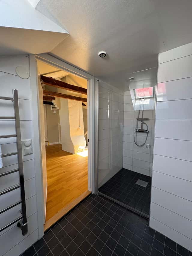 Östermalm two-story apartment interior, Östermalm façade view, close to Djurgården and Strandvägen