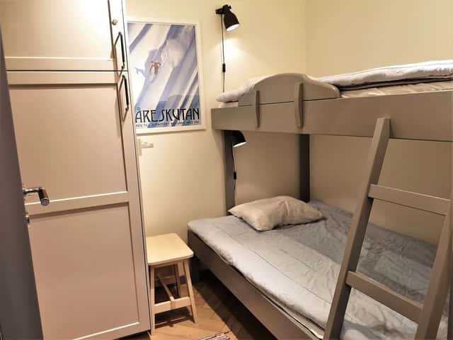 Ski apartment in VM8, Åre near lifts and slopes, with private sauna and south-facing corner balcony