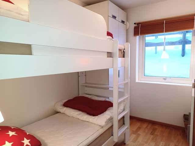 Spacious apartment in Björnen Örnen with private sauna, ski storage and parking with engine heaters
