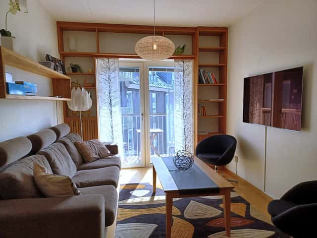 Central Åre apartment close to ski lifts and village restaurants, with ski storage and free garage parking