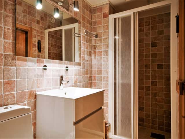 Ski-in/ski-out apartment near Åre Square with private sauna, balcony and lift access in Åre