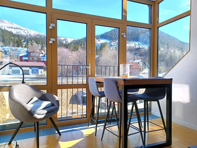 Central apartment in Åre near the village square and Bergbanan, close to ski area with parking and ski storage
