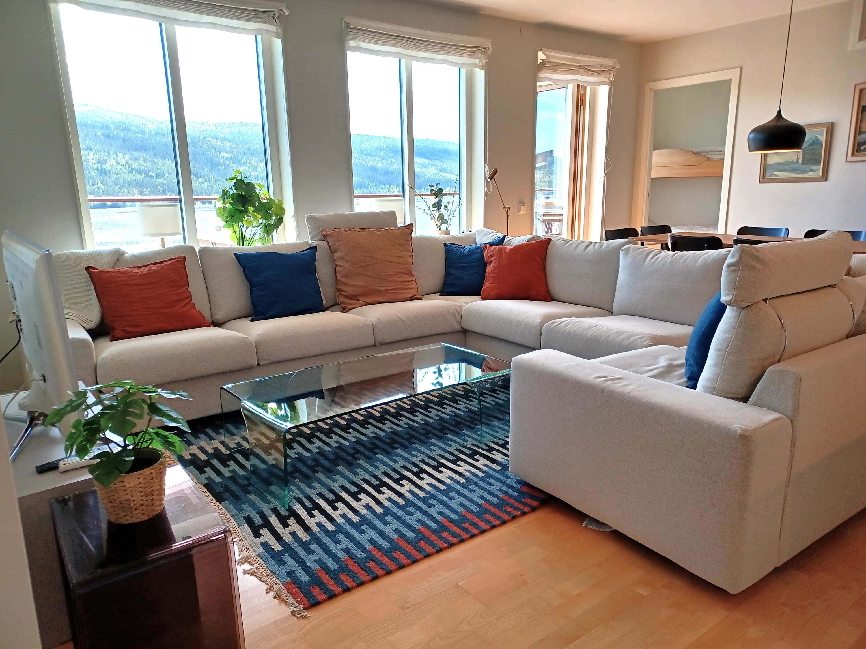 Apartment in Olympia, Åre near VM8 lift, with lake view and private sauna