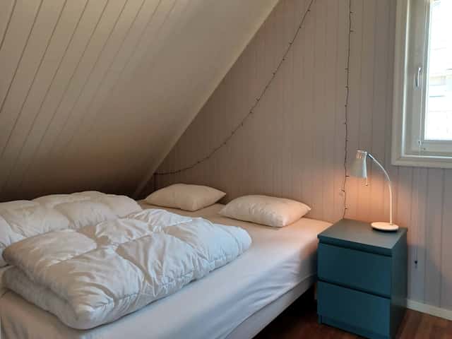 Spacious ski-in/ski-out home in Tegefjäll, 20 m from the slope, with sauna and ski storage