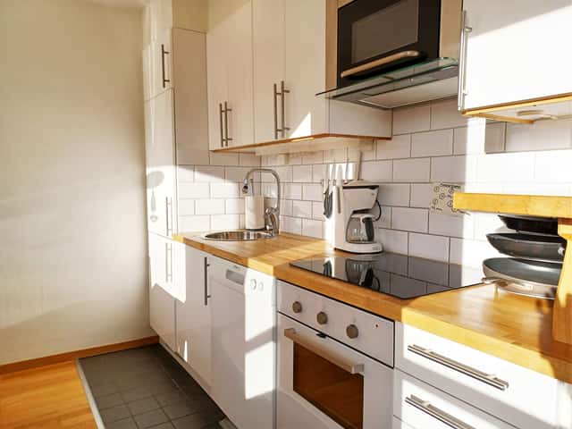 Apartment by the ski slopes near Åre Square, Åre, with balcony lake views and private sauna
