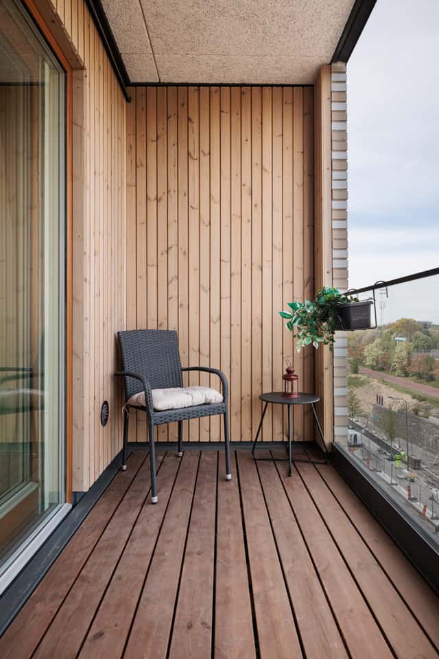Scandinavian studio apartment with private balcony on Kungsholmen, Stockholm