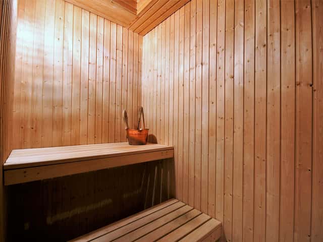 Ski-in/ski-out apartment near Åre Square with private sauna, balcony and lift access in Åre