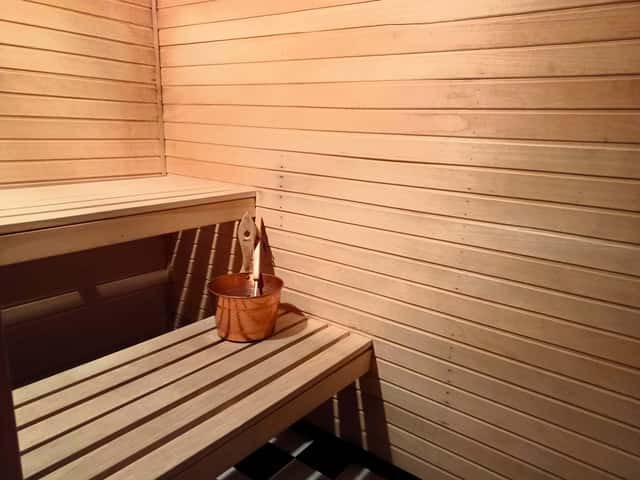 Central Åre apartment near ski lifts with private sauna, ski storage and drying cabinet
