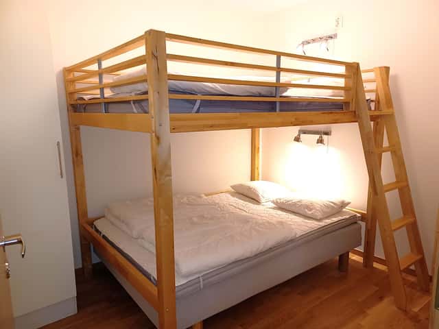 Apartment by Åre Square with private sauna, garage parking and ski storage near lifts and restaurants