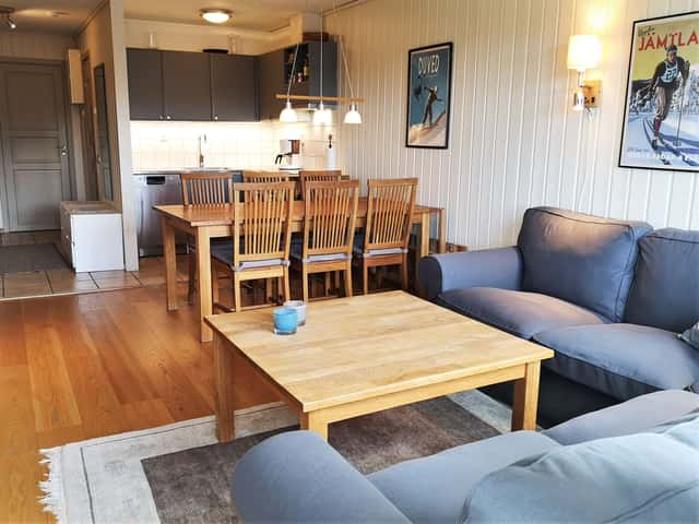 Ski apartment in central Åre with sauna, balcony and bunk beds near lifts and the train station