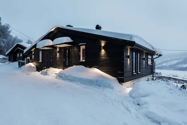 Apartment in Åre with south-facing patio, open-plan kitchen/living room, free parking and ski/bike storage