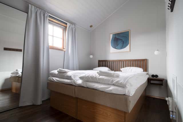 Living room, kitchen, master bedroom, second bedroom, bathroom in a Scandinavian cabin in Åre.