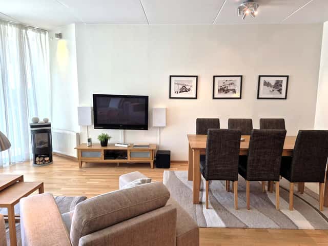 Central apartment in Åre near ski lifts with private sauna, garage parking and ski storage