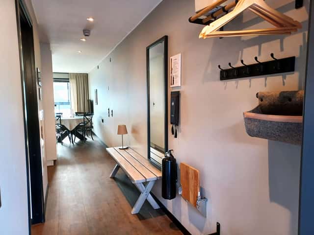 Compact apartment in Åre with enclosed balcony, outdoor parking and EV charging near town centre
