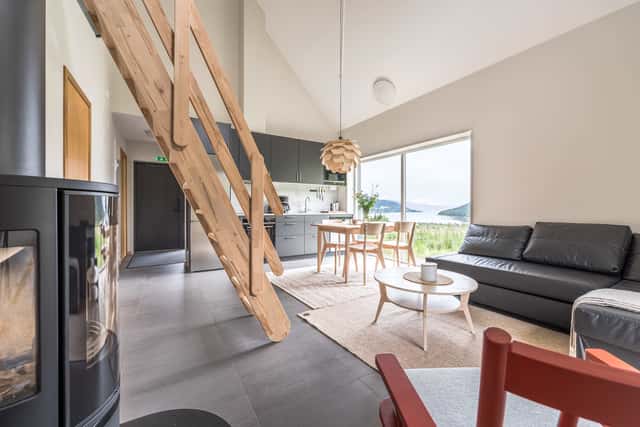 Modern villa i Årekläppen, Åre med sjö- och fjällutsikt, bastu och öppen spis