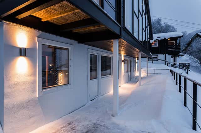 Apartment in Åre with south-facing patio, open-plan kitchen/living room, free parking and ski/bike storage