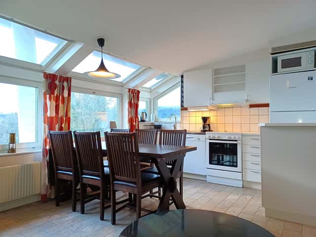 Apartment in Hummeln, Åre, near ski lifts and Åre Square, with beds for up to six guests