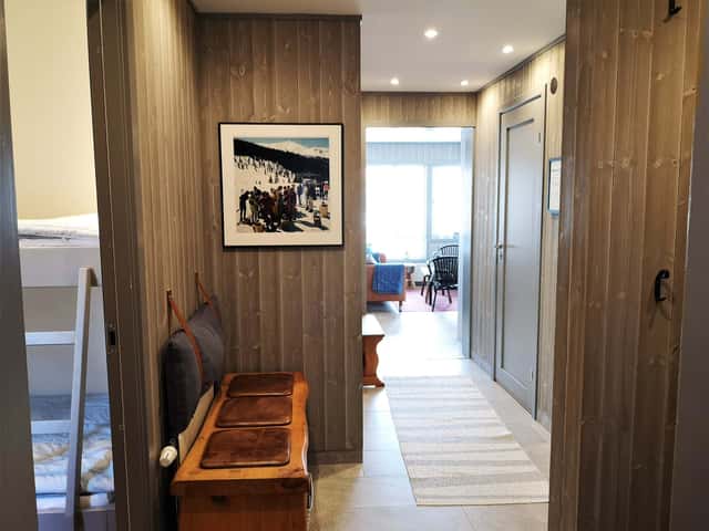 Ski apartment in VM8, Åre near lifts and slopes, with private sauna and south-facing corner balcony