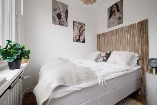 Two-bedroom apartment with double balconies in Stockholm near parks and city centre